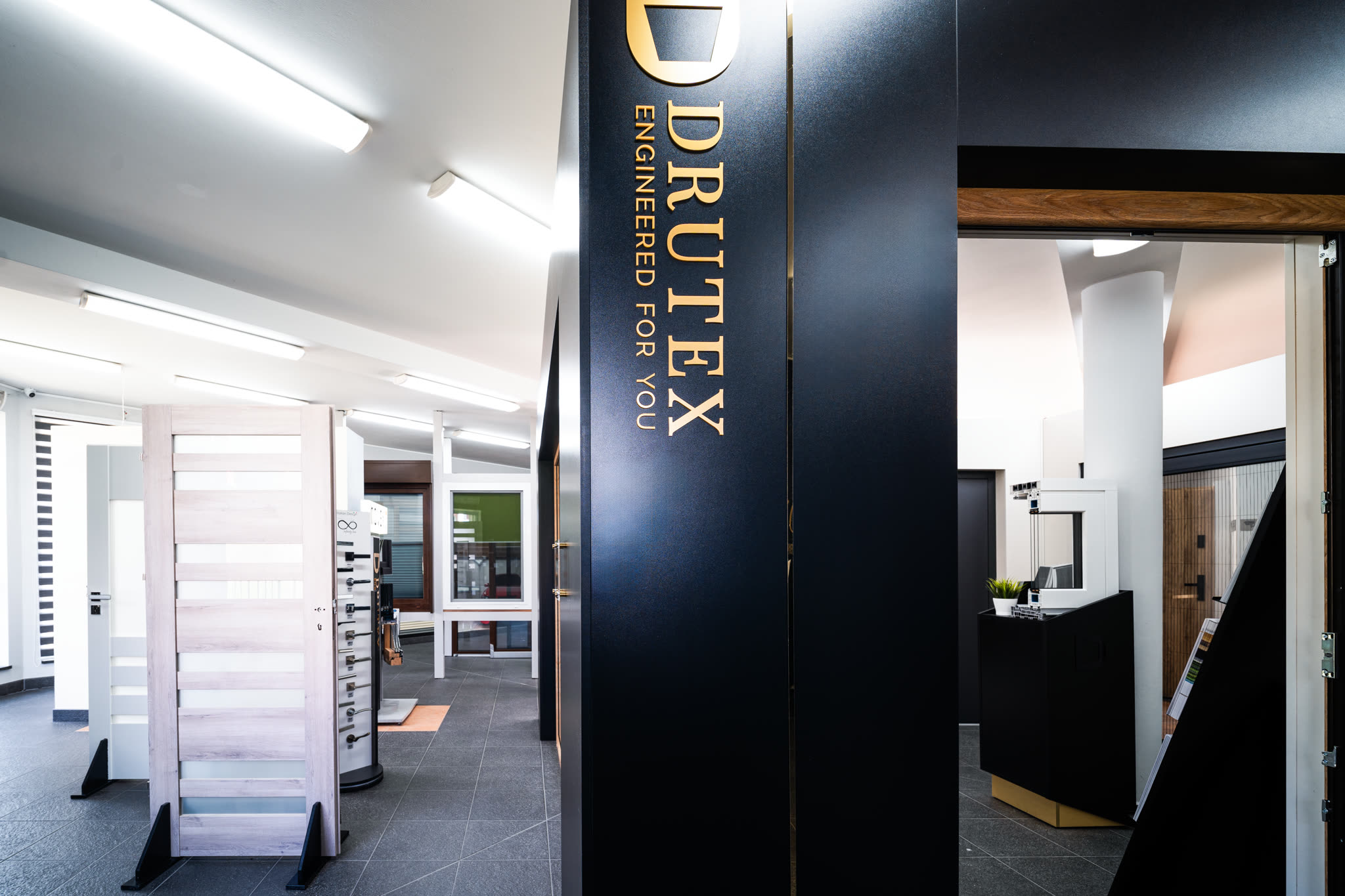 Firmowy showroom DRUTEX w salonie NOVEX